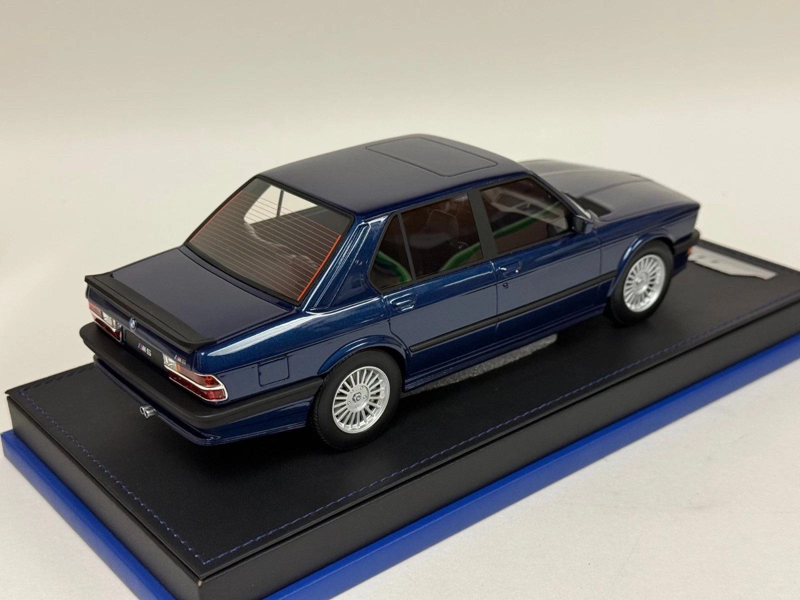 AB Models 1:18 BMW M5 E28 1986 Blue | Exclusive 1:18 Scale Model